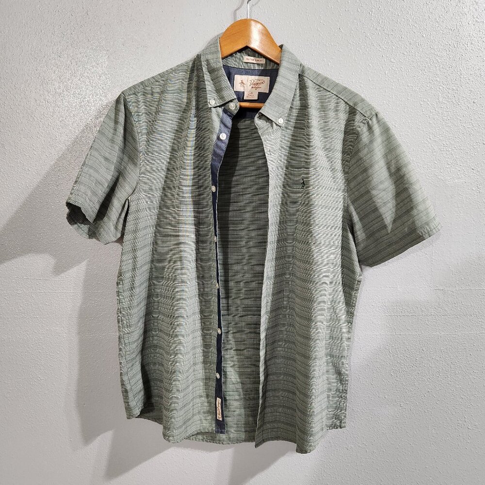 Peguin Heritage Slim Fit Size Large Mens classic button up short sleeve textured
